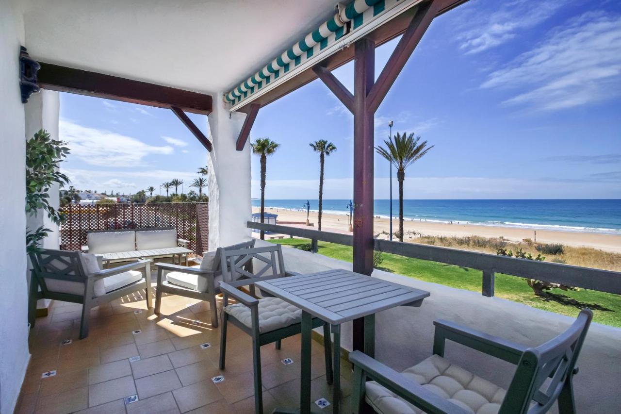 Barrosa Frente Al Mar Apartment Chiclana de la Frontera Bagian luar foto